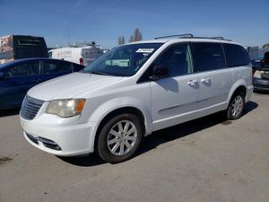 Chrysler Town & Country 3.6L 6 2014