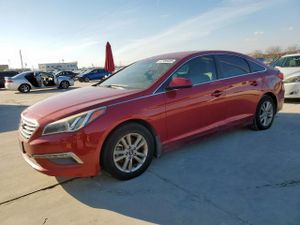 Hyundai Sonata SE 2.4L 4 2015