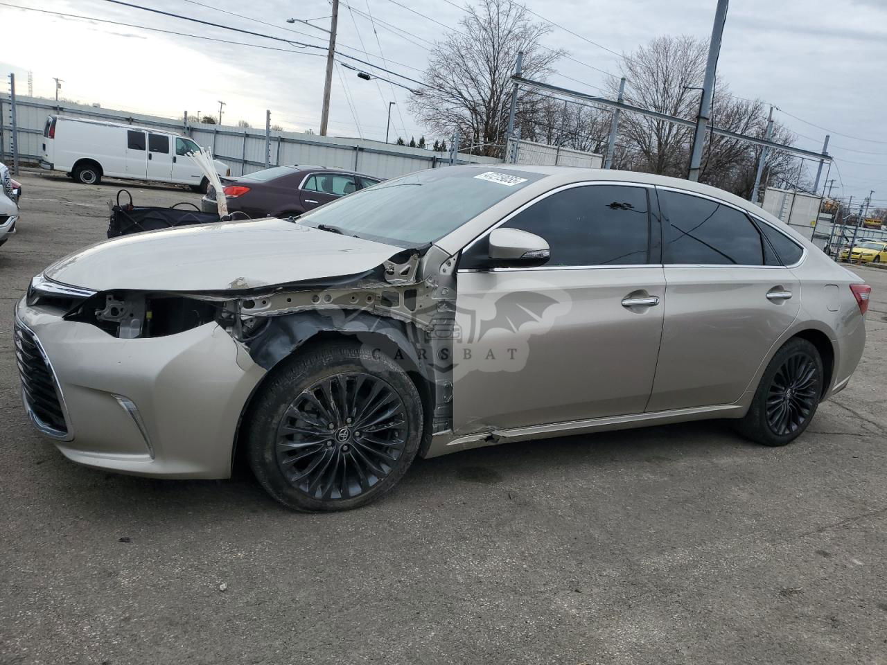 Toyota Avalon XLE 3.5L  6 2018