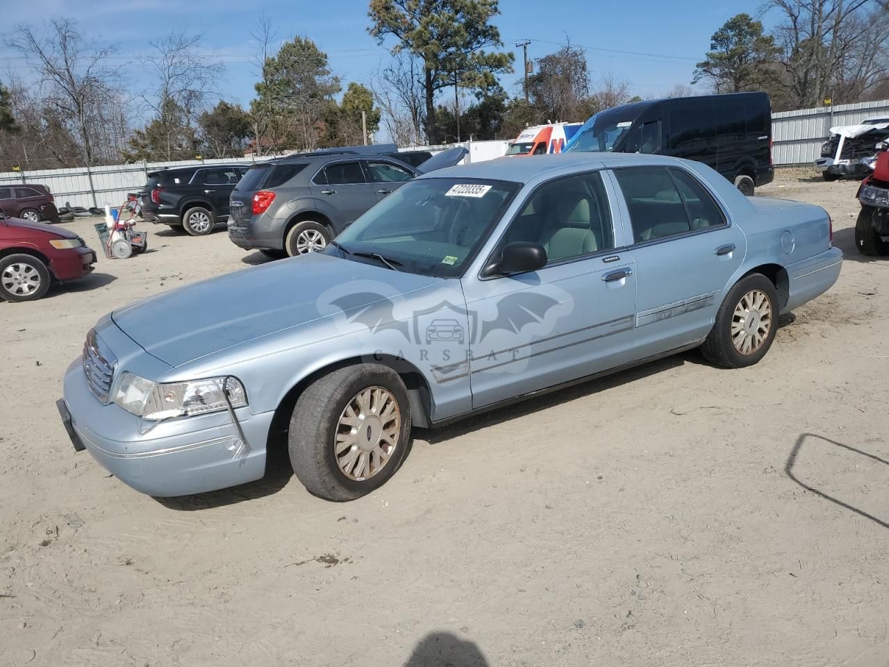 Ford Crown LX 4.6L 8 2005