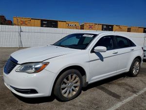 Chrysler 200 2.4L 4 2013