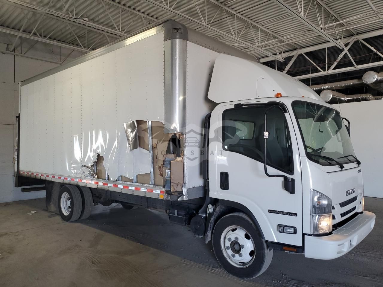 Isuzu NPR 6.6L 8 2021