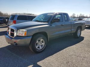 Dodge Dakota 4.7L 8 2005