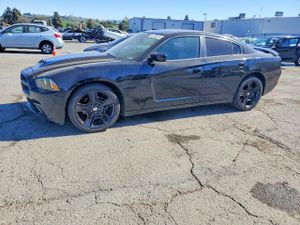 Dodge Charger 5.7L 8 2011