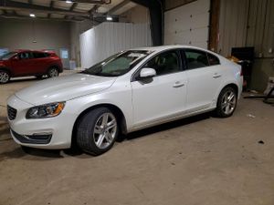 Volvo S60 2.5L 5 2015