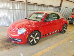 Volkswagen Beetle 2.0L 4 2013