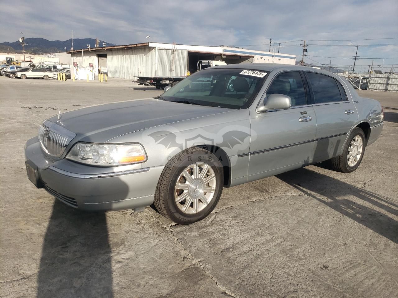 Lincoln Town Car SIGNATURE LIMITED 4.6L 8 2006