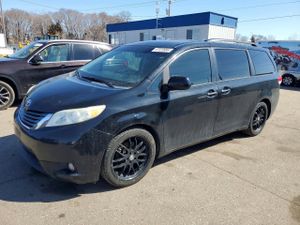 Toyota Sienna 3.5L 6 2012