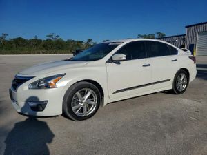 Nissan Altima 2.5L 4 2015