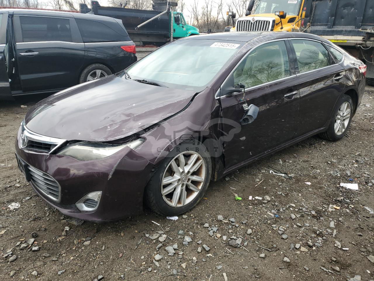 Toyota Avalon BASE 3.5L  6 2013
