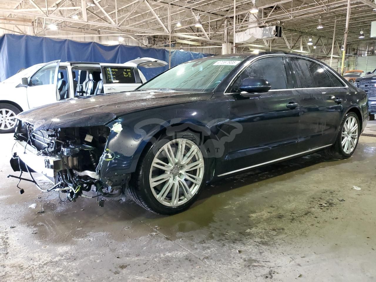 Audi A8 L QUATTRO 4.2L 8 2012