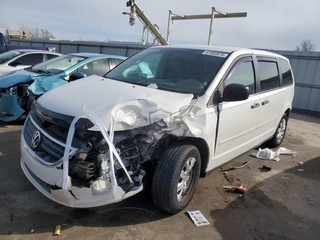 Volkswagen Routan S 3.6L 6 2011