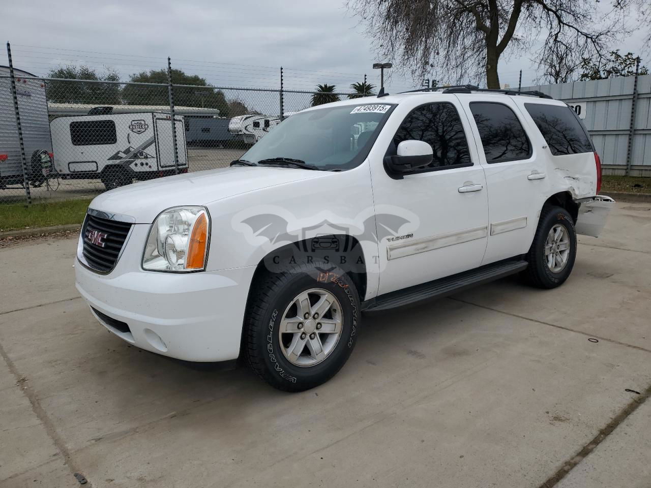 GMC Yukon SLT 5.3L  8 2014
