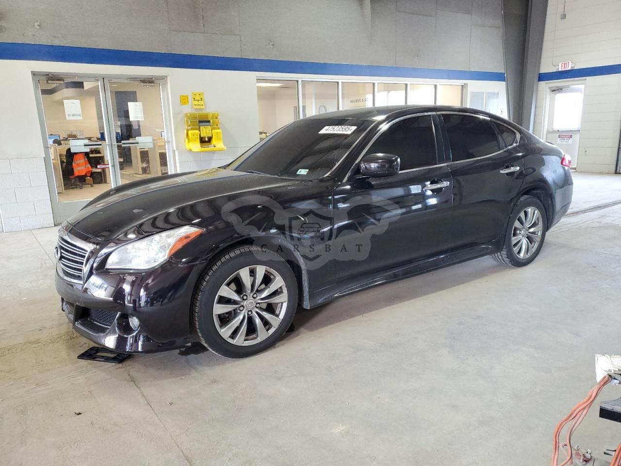 Infiniti M37 X 3.7L 6 2012