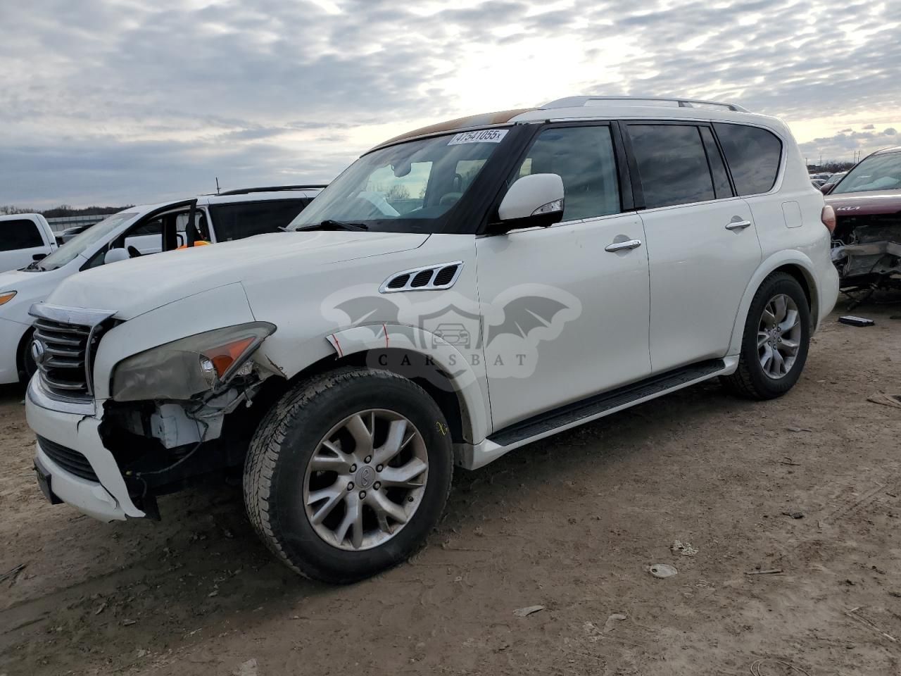 Infiniti QX56 5.6L 8 2013