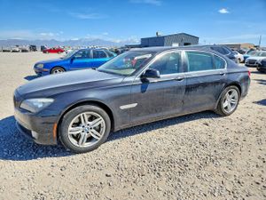 BMW 7 Series 4.4L 8 2011