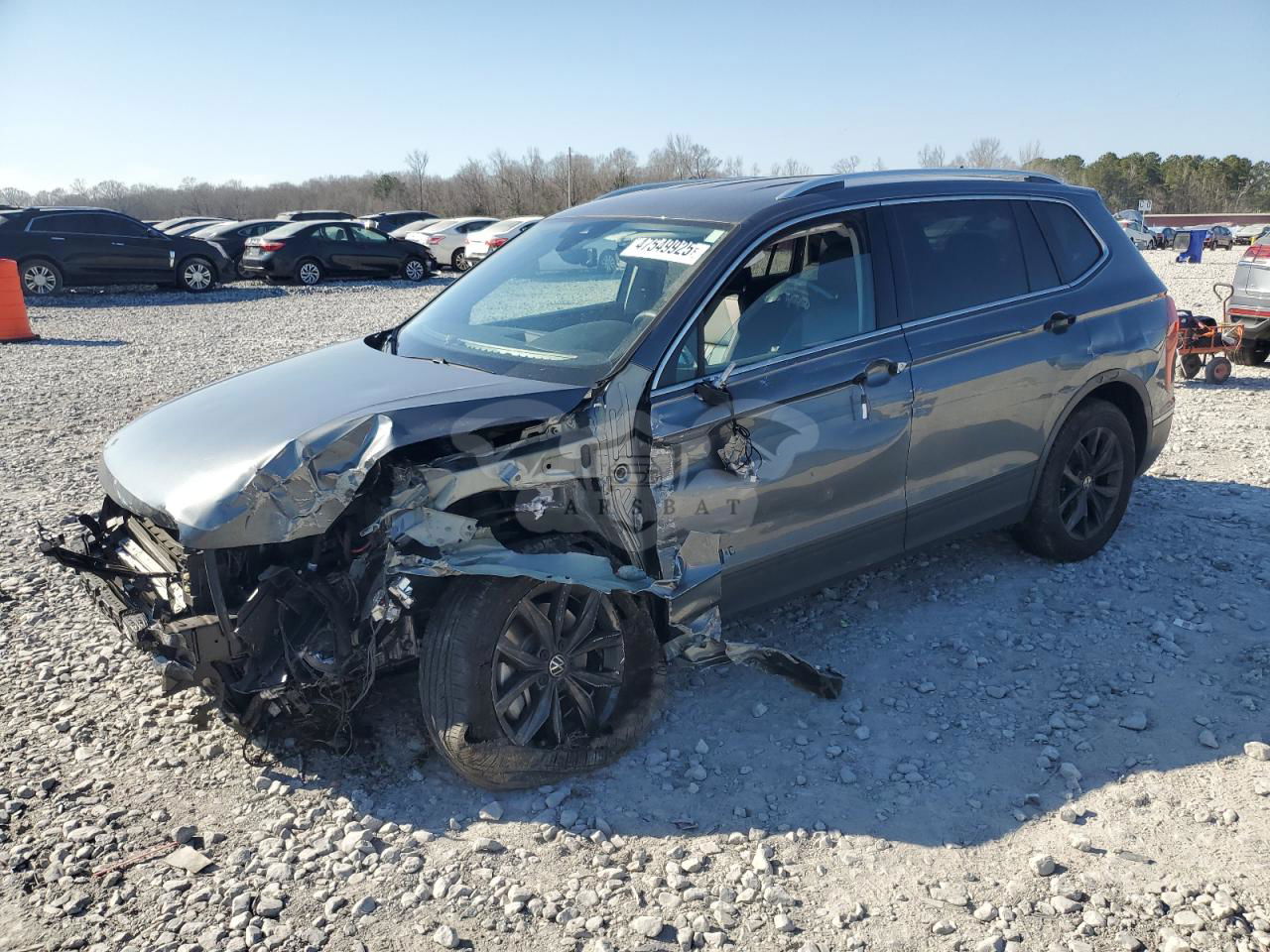 Volkswagen Tiguan SE 2.0L  4 2023
