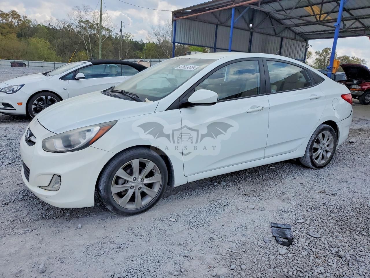 Hyundai Accent 1.6L 4 2013