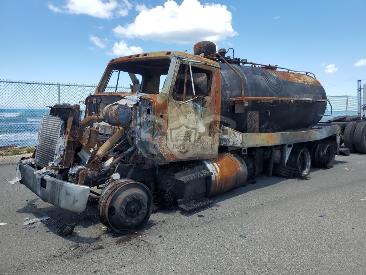 International TranStar / 8000 Series 8100 10.0L 6 1993