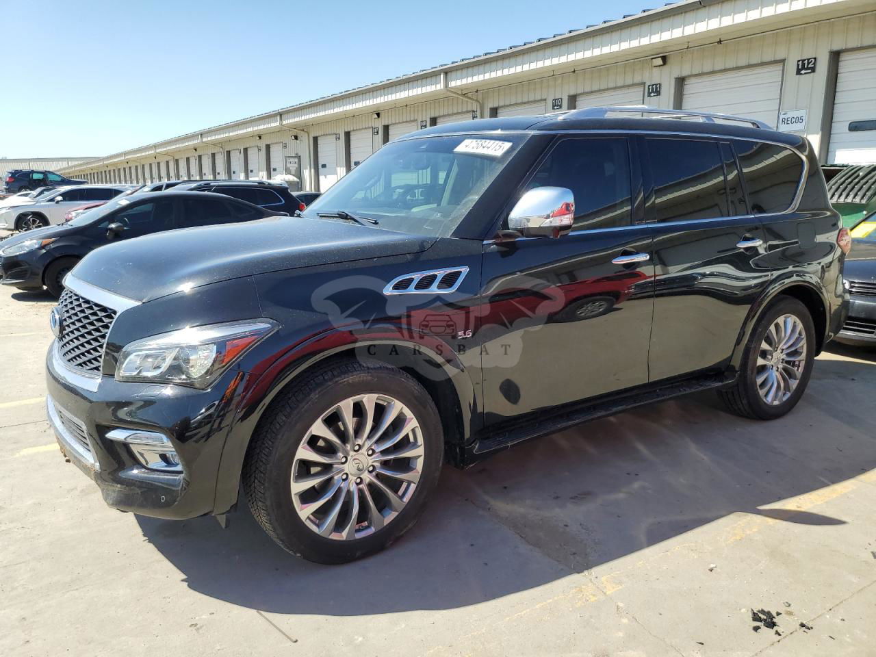 Infiniti QX80 BASE 5.6L  8 2017