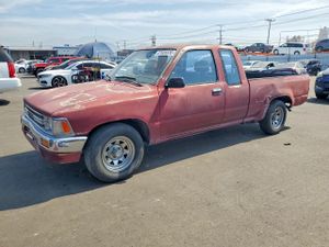Toyota Hilux 2.4L 4 1991