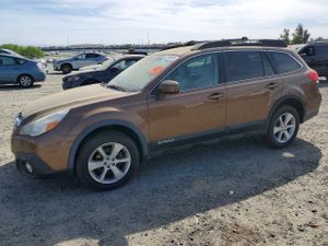 Subaru Outback 2.5L 4 2013