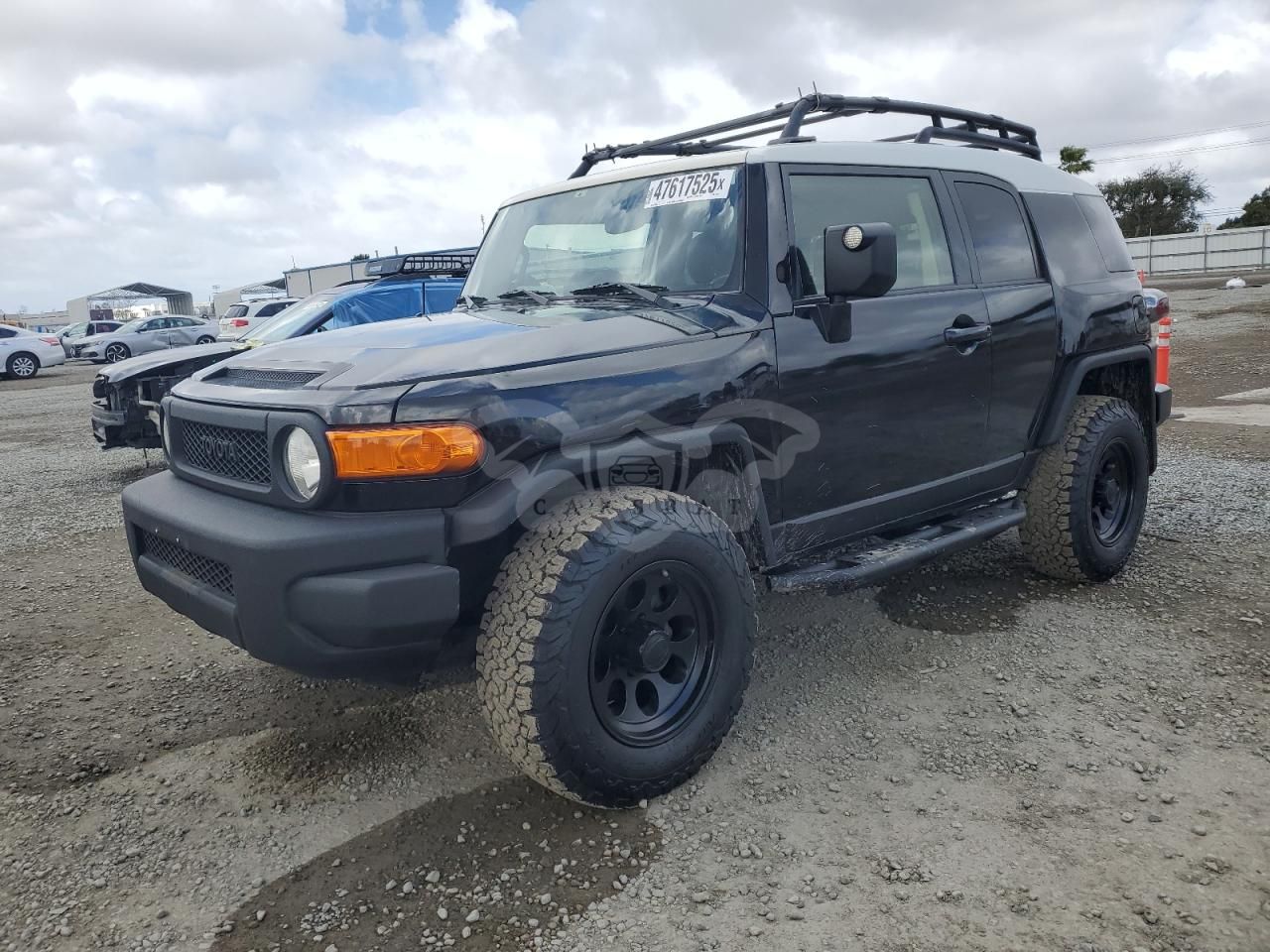 Toyota FJ Cruiser 4.0L 6 2014