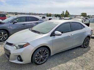 Toyota Corolla 1.8L 4 2015