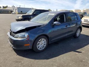 Volkswagen Golf 2.5L 5 2013