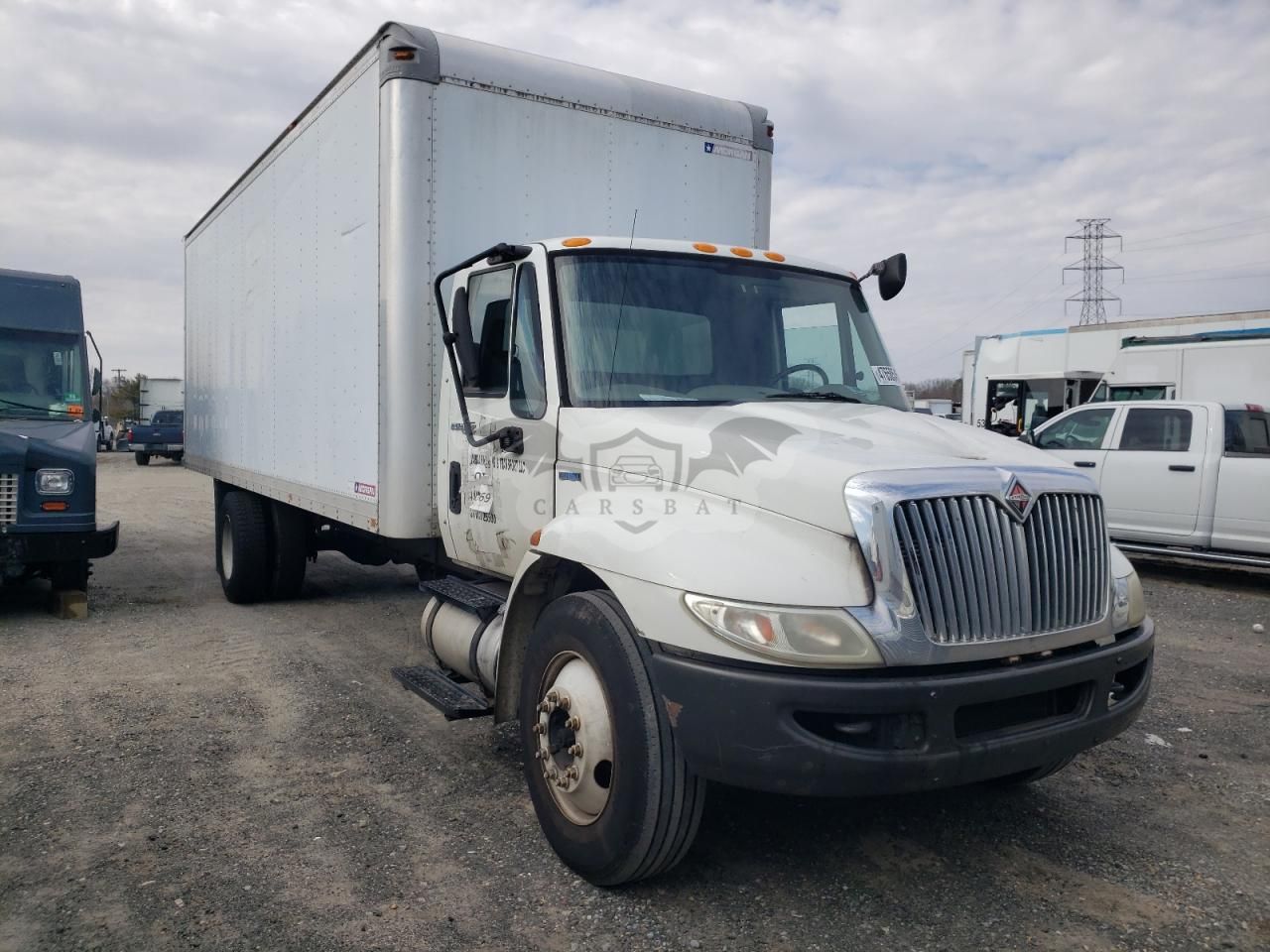 International DuraStar / 4000 4300 6.4L 8 2011