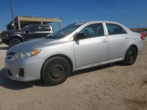 Toyota Corolla 1.8L 4 2011