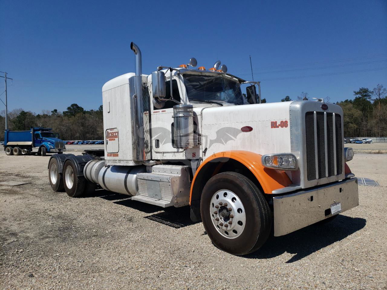 Peterbilt 389/520 15.0L  6 2015