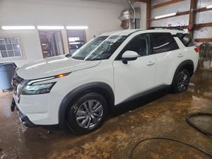 Nissan Pathfinder 3.5L 6 2025