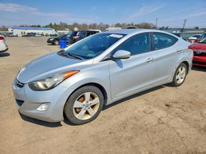 Hyundai Elantra 1.8L 4 2013