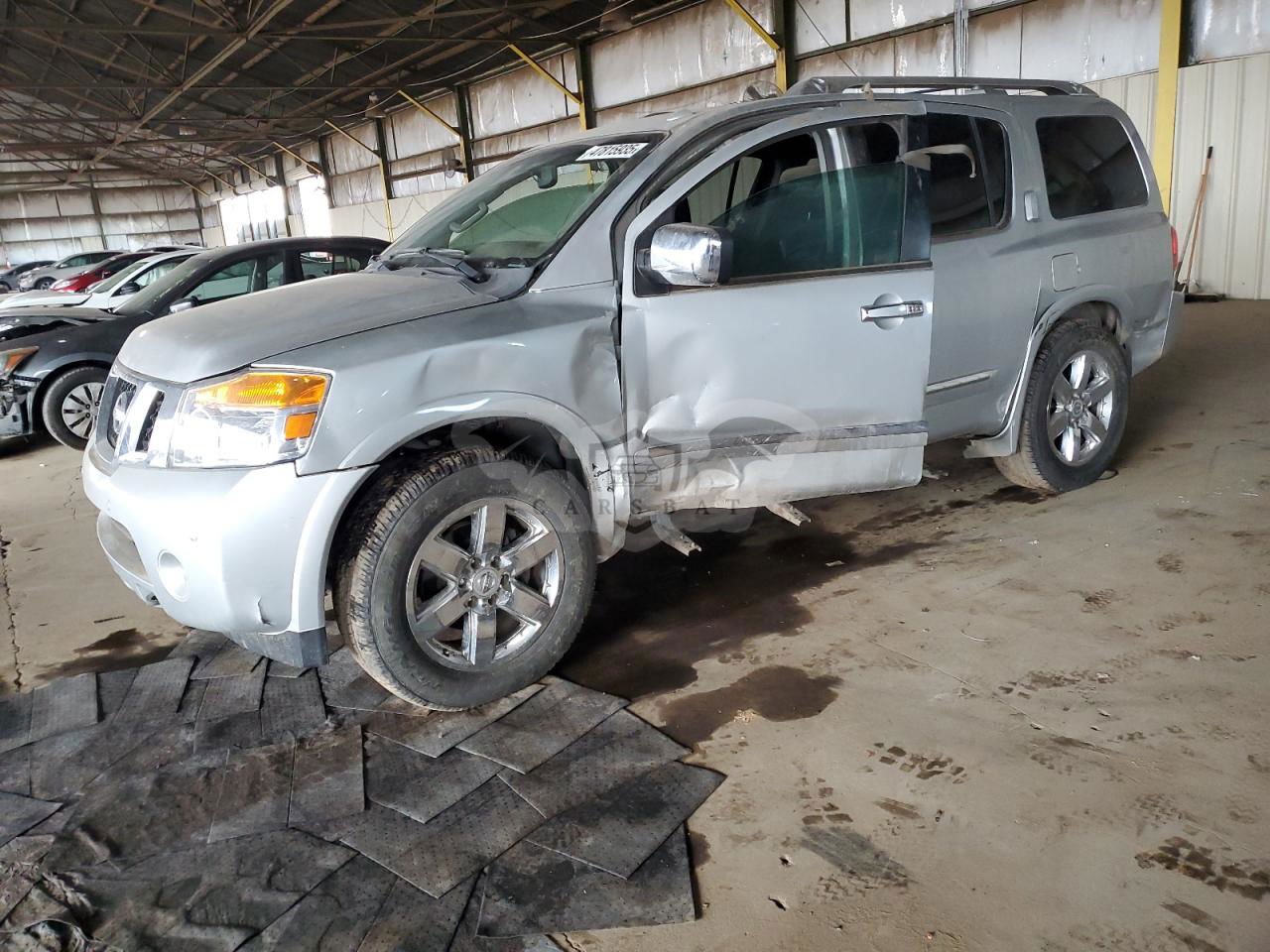 Nissan Armada SV 5.6L  8 2013