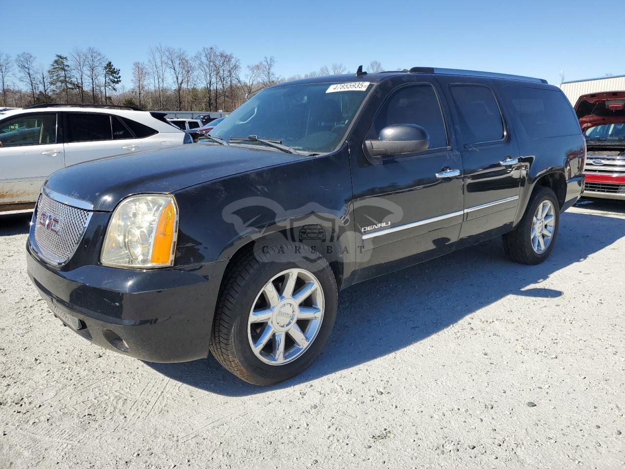 GMC Yukon DENALI 6.2L  8 2011