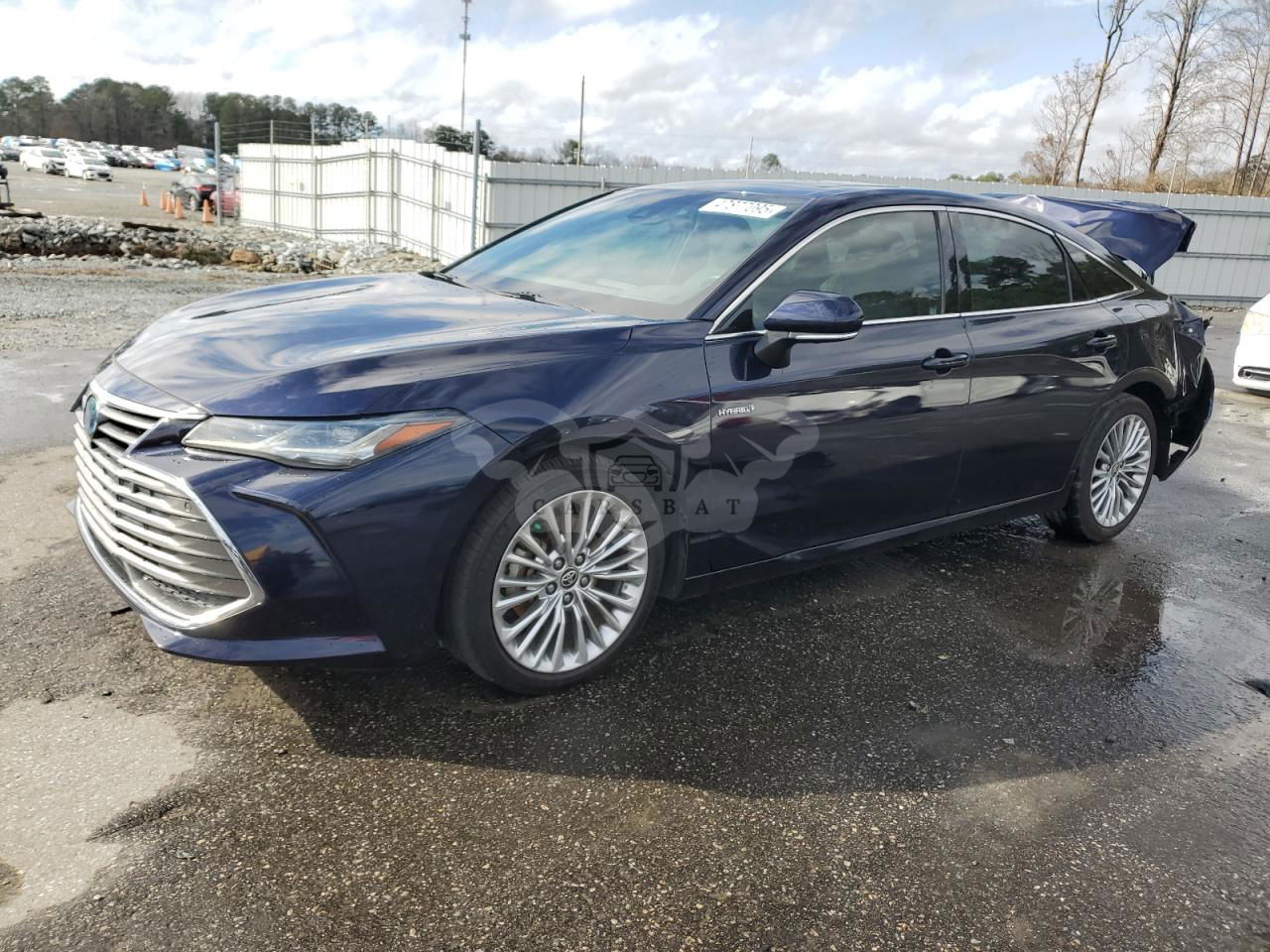 Toyota Avalon LIMITED 2.5L  4 2021