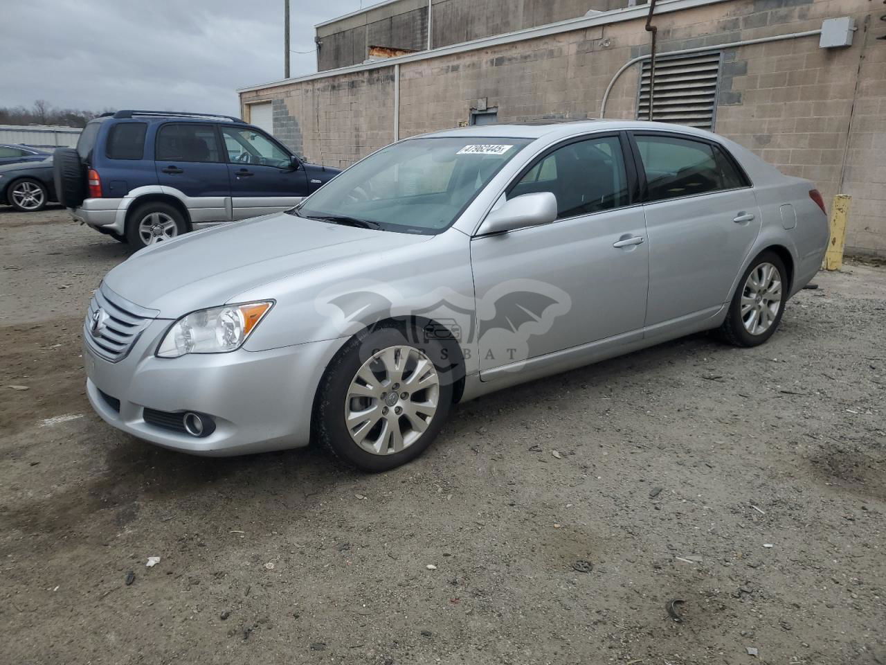 Toyota Avalon XL 3.5L  6 2009
