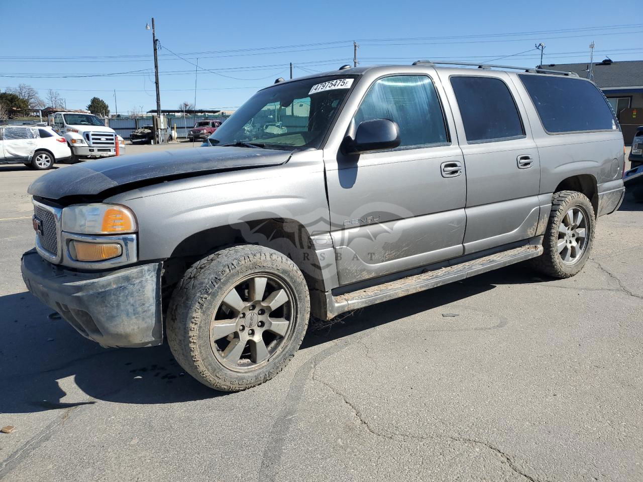 GMC Yukon DENALI 6.0L  8 2005
