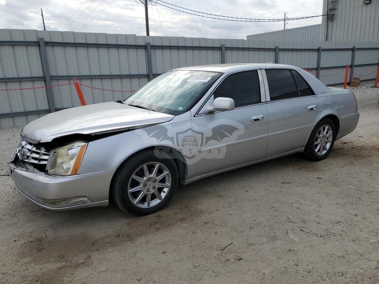 Cadillac DTS LUXURY COLLECTION 4.6L 8 2011