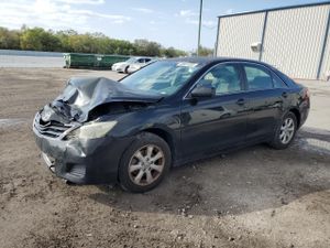 Toyota Camry BASE 2.5L 4 2011