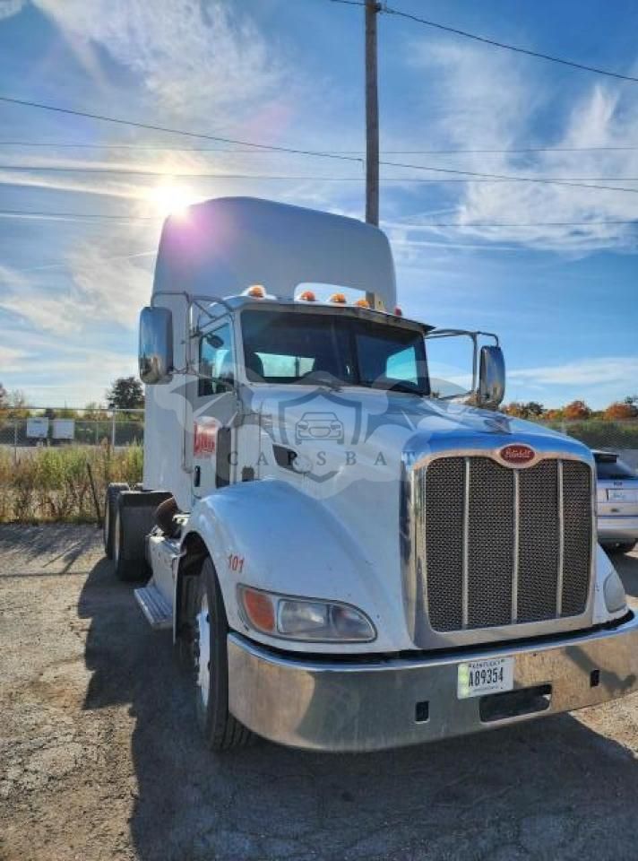 Peterbilt 384 11.9L 6 2013