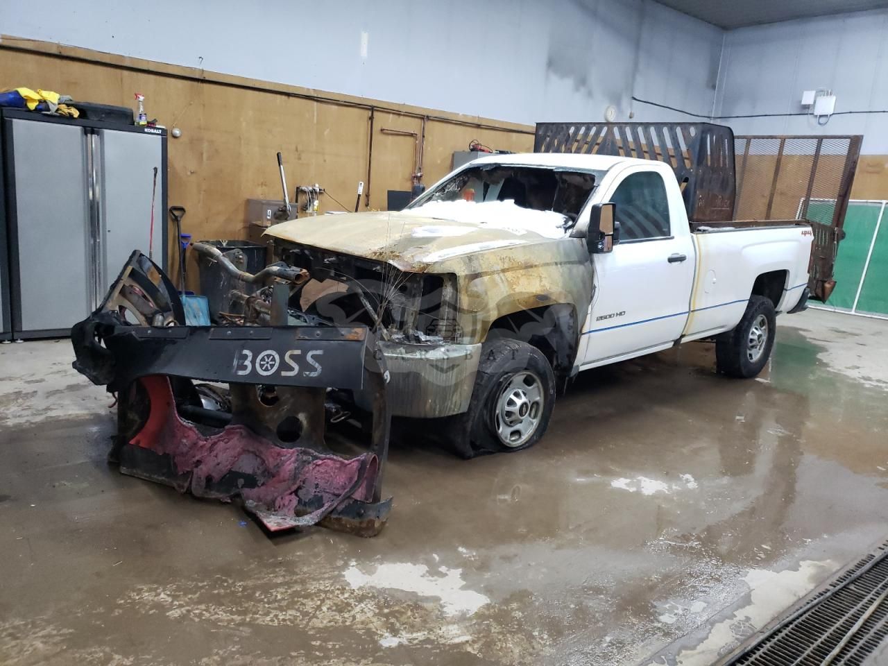Chevrolet Silverado 2500 K2500 HEAVY DUTY 6.0L 8 2015