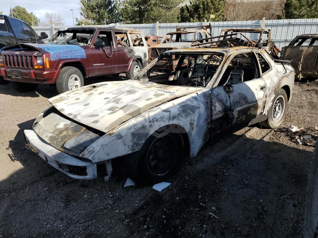 Porsche 944 2.5L 4 1984