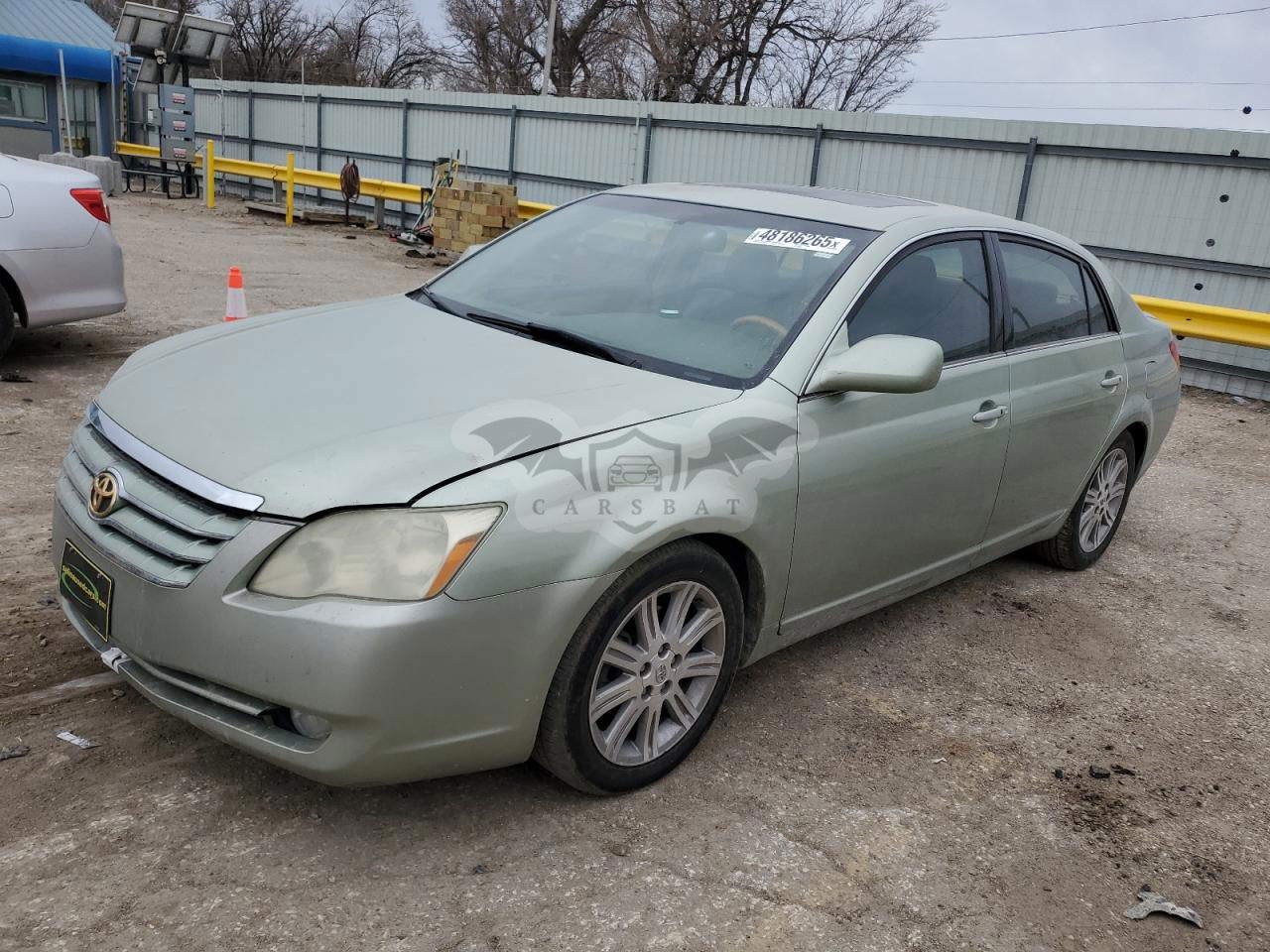 Toyota Avalon XL 3.5L  6 2005