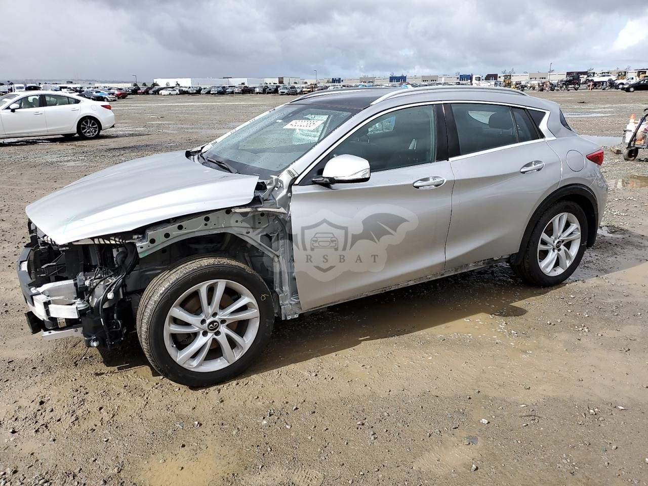 Infiniti QX30 BASE 2.0L 4 2018