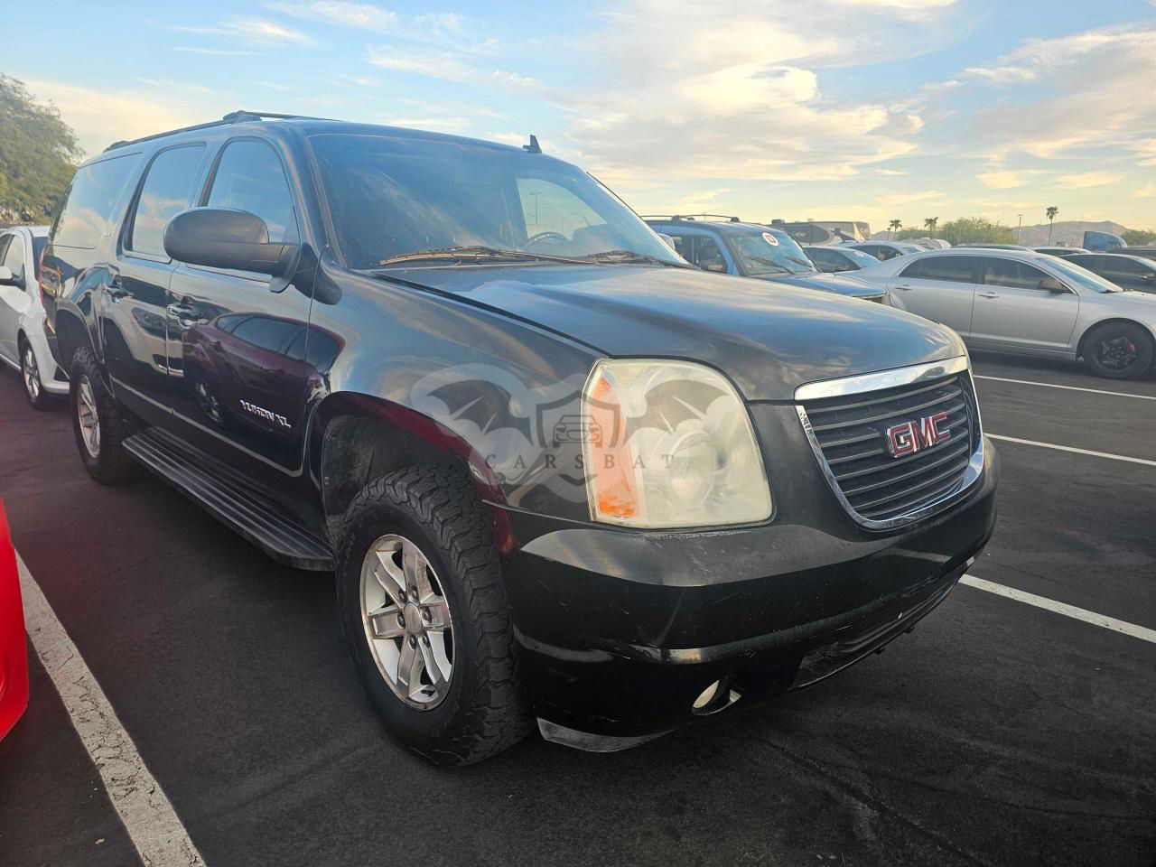 GMC Yukon K1500 SLT 5.3L  8 2011