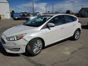Ford Focus TITANIUM 2.0L 4 2015