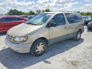 Toyota Sienna 3.0L 6 2000