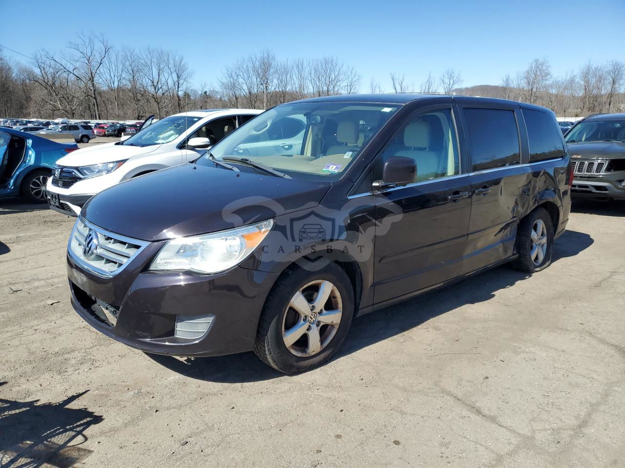 Volkswagen Routan SE 3.8L  6 2010